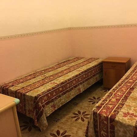 Mar Ionio Apartment 阿沃拉 外观 照片
